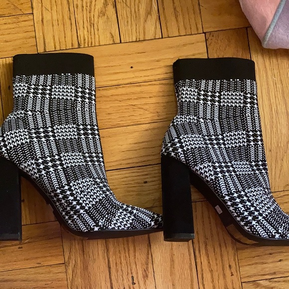 houndstooth boots